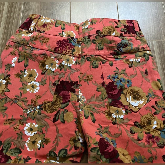 Girls fashion jeans size 12 - Picture 3 of 3